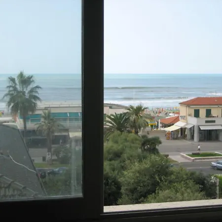 Casa Ludovica Viareggio-sea View * Viareggio